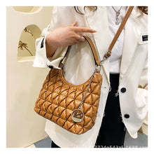將圖片載入圖庫檢視器 JM-1194 秋冬流行款时尚简约菱格单肩女包托特包高级感女包