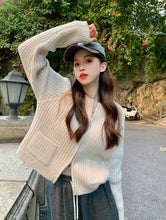 將圖片載入圖庫檢視器 JMA-096 实拍 双拉链坑条短款毛衣外套女2023秋冬口袋针织衫宽松内搭上衣
