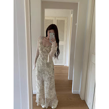 將圖片載入圖庫檢視器 JMA-538 实拍 夏季清冷感碎花裙长裙温柔显瘦吊带连衣裙+薄款杏色针织开衫