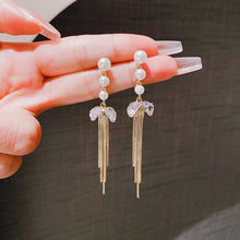 將圖片載入圖庫檢視器 JME-696 法式精致珍珠长款流苏耳环女轻奢时尚设计感耳坠高级感耳饰品
