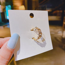 將圖片載入圖庫檢視器 JME-1035 真金电镀铜镶锆石网红韩国小众设计几何链条戒指复古指环食指指环
