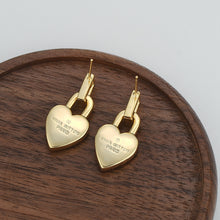 將圖片載入圖庫檢視器 JME-1043 S925银针厂家直供微镶满钻爱心拼接耳钉女轻奢ins少女爱心耳饰
