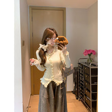 將圖片載入圖庫檢視器 JMA-958 实拍 秋冬韩版甜美木耳边甜美温柔安迪绒针织衫打底衫毛衣女
