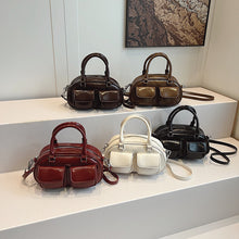 將圖片載入圖庫檢視器 JM-1394 韩版潮流小众设计腋下法棍包女 秋季新款单肩波士顿包保龄球包
