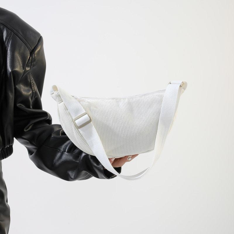 JM-1220 春秋新款U家男女装灯芯绒挎包饺子包防水单肩包时尚轻便包包