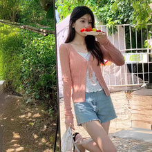 將圖片載入圖庫檢視器 JMA-837 实拍 春季气质清纯镂空长袖开衫外套女v领系带薄款针织外穿上衣潮
