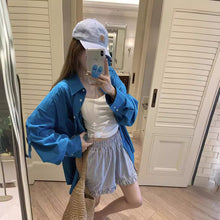 將圖片載入圖庫檢視器 JMA-838 春季韩版宽松长袖衬衫+内搭吊带背心+条纹木耳边松紧腰短裤三件套
