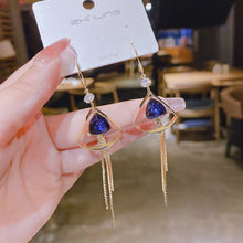 將圖片載入圖庫檢視器 JME-943 新品红宝石蓝宝石水晶锆石长款流苏耳环时尚女耳勾饰品耳钉百搭女
