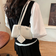 將圖片載入圖庫檢視器 JM-1352 小众设计包包女 秋冬新款简约复古波士顿腋下包休闲手提单肩包
