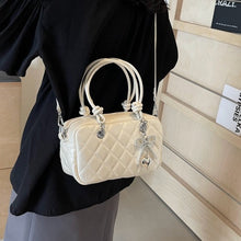 將圖片載入圖庫檢視器 JM-1400 菱格洋气手提小包包女 新款枕头包时尚百搭链条通勤单肩斜挎包
