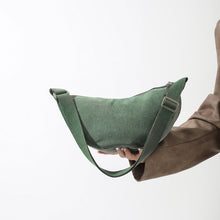 將圖片載入圖庫檢視器 JM-1220 春秋新款U家男女装灯芯绒挎包饺子包防水单肩包时尚轻便包包
