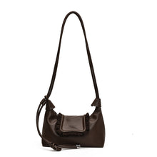 將圖片載入圖庫檢視器 JM-1457 复古小众腋下包包女大容量 新款秋冬设计单肩斜挎包上班通勤包
