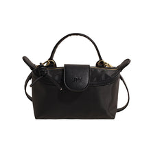 將圖片載入圖庫檢視器 JM-1451 复古时尚百搭 新款小众女包单肩斜挎手拎感尼龙饺子包
