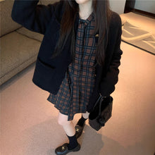 將圖片載入圖庫檢視器 JMA-979 实拍 秋冬新款韩版长袖格子连衣裙女高级裙子+毛衣外套女套装
