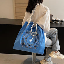 將圖片載入圖庫檢視器 JM-1398 时尚大容量复古轻便手提袋包包女 秋冬新款刺绣通勤单肩斜挎包
