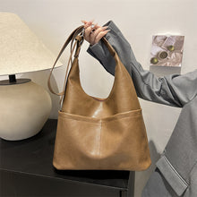 將圖片載入圖庫檢視器 JM-1219 托特包包女 春秋新款高级感简约通勤腋下包女士大容量单肩大包
