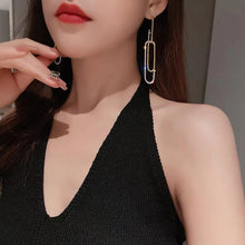 將圖片載入圖庫檢視器 JME-998 韩国东大门S925银针金属带钻长款感耳环法式网红耳饰 新品耳饰
