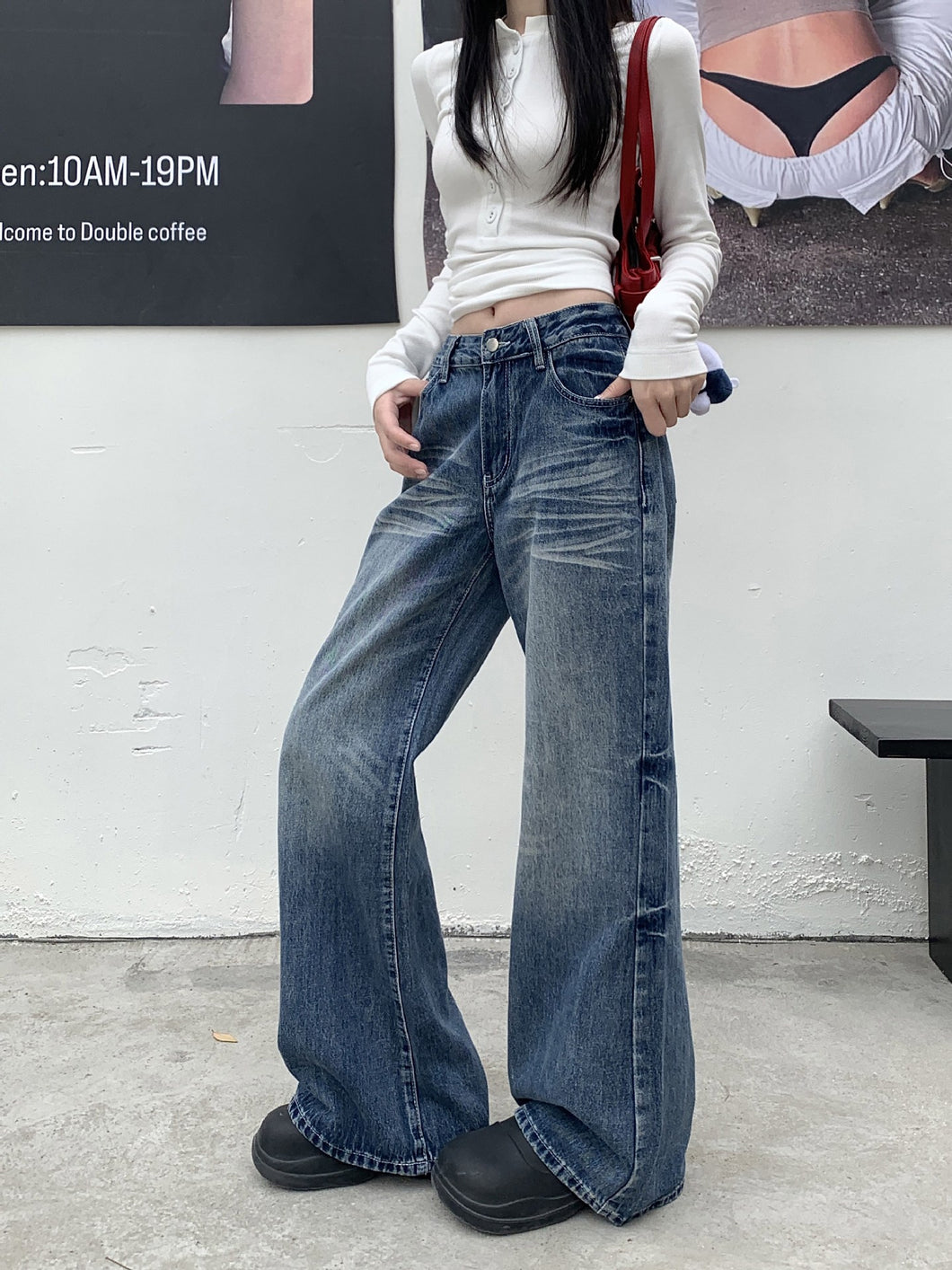 JMA-1008 复古中腰设计感微喇叭牛仔裤女春季新款宽松阔腿显瘦直筒拖地裤子