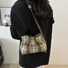 將圖片載入圖庫檢視器 JM-1218 女包 新款春季洋气潮流格子褶皱设计时尚简约单肩斜挎水桶包包
