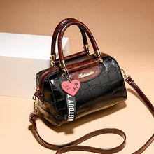 將圖片載入圖庫檢視器 JM-096 新款潮韓版潮搭斜挎時尚單肩枕頭波士頓包 女包
