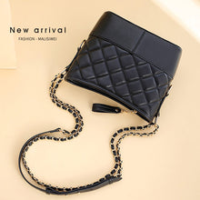 將圖片載入圖庫檢視器 JM-282 流行的新款時尚單肩斜挎女包小香風水桶包 女包
