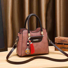 將圖片載入圖庫檢視器 JM-129 新款潮韓版簡約漂亮斜挎單肩包大包大氣時尚 女包
