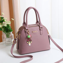 將圖片載入圖庫檢視器 JM-114 新款單肩斜挎包女百搭ins手提大容量水桶包 女包
