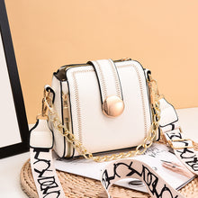 將圖片載入圖庫檢視器 JM-169 新款潮時尚ins網紅寬肩帶水桶斜挎包 女包
