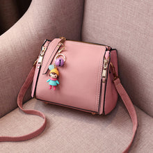 將圖片載入圖庫檢視器 JM-052 新款時尚學生黨單肩包水桶包 女包
