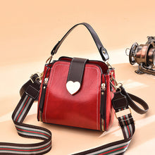 將圖片載入圖庫檢視器 JM-033 新款時尚潮韓版軟皮水桶包女士單肩斜挎 女包
