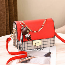 將圖片載入圖庫檢視器 JM-131 韓版單肩斜挎chic港風小方包復古鏈條 女包
