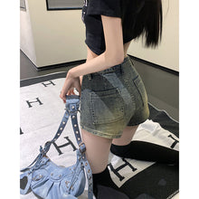 將圖片載入圖庫檢視器 BDNZ9026 美式複古牛仔短褲女夏季辣妹高腰修身顯瘦做舊a字短褲熱褲潮 褲
