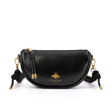 將圖片載入圖庫檢視器 JM-279 新款時尚百搭斜挎包小眾設計腰包復古餃子包 女包
