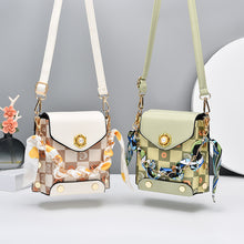 將圖片載入圖庫檢視器 JM-082 新款質感斜挎包小眾格子洋氣少女手機包女 女包
