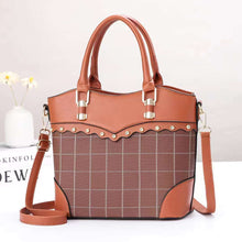 將圖片載入圖庫檢視器 JM-258 新款潮復古寬肩帶單肩包菱格大容量手提拎包 女包
