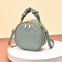 將圖片載入圖庫檢視器 JM-139-1 新款女包包單肩手提斜挎小圓包圓餅包印花夏季時尚潮 女包
