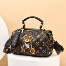 將圖片載入圖庫檢視器 JM-144 新款包手提波士頓枕頭包老花包大容量單肩斜挎包質感包 女包
