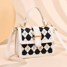 將圖片載入圖庫檢視器 JM-177 春夏新款小眾質感單肩斜挎小包女手機包時尚菱格小方包 女包

