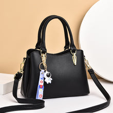 將圖片載入圖庫檢視器 JM-138 新款潮秋冬款婚禮手提包大容量 女包
