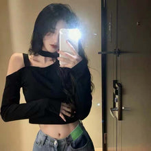 將圖片載入圖庫檢視器 GW-533 設計感黑色長袖打底衫女式性感露肩純色上衣休閒T
