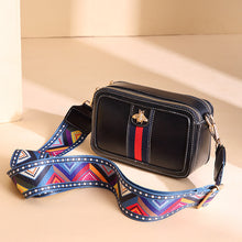 將圖片載入圖庫檢視器 JM-275 新款百搭斜挎女包時尚大氣寬肩帶相機小包小方包 女包
