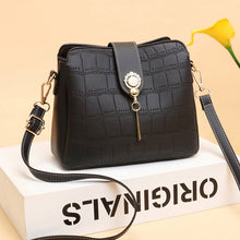 將圖片載入圖庫檢視器 JM-154 新款時尚ins軟皮水桶單肩包手提斜挎小包 女包
