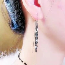 將圖片載入圖庫檢視器 11-201 新品時尚特設計簡約氣質女式耳線麥穗流蘇長款耳線 925銀針
