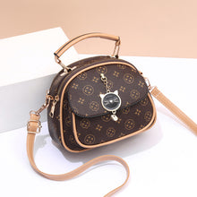 將圖片載入圖庫檢視器 JM-099 新款潮流行時尚女包小眾復古手提大容量單肩斜挎包 女包
