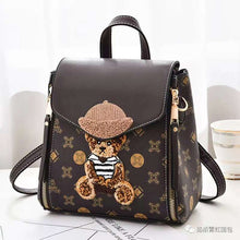 將圖片載入圖庫檢視器 JM-139 新款小方包街頭潮流卡通直播單肩雙肩包撞色小熊裝飾女包 女包
