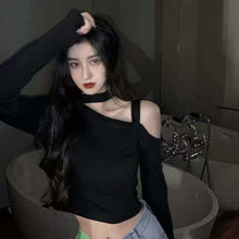 將圖片載入圖庫檢視器 GW-533 設計感黑色長袖打底衫女式性感露肩純色上衣休閒T
