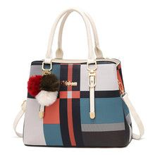 將圖片載入圖庫檢視器 JM-107 新款時尚潮流單肩斜挎包網紅 女包
