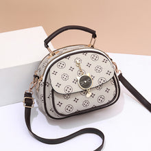 將圖片載入圖庫檢視器 JM-099 新款潮流行時尚女包小眾復古手提大容量單肩斜挎包 女包

