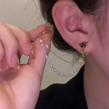 將圖片載入圖庫檢視器 1B402 ins風玫瑰花朵珍珠鍊條銀針耳釘耳夾一體左耳單只感耳環耳飾 925銀針
