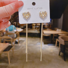 將圖片載入圖庫檢視器 6A507 新品超仙氣質長款流蘇耳環女鋯石桃心珍珠耳飾品 925銀針
